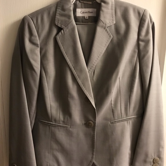 Calvin Klein - Picture 2 of 2